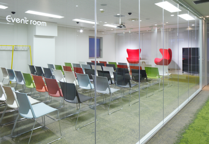 会議室やミーティングルームの種類が豊富なバーチャルオフィス